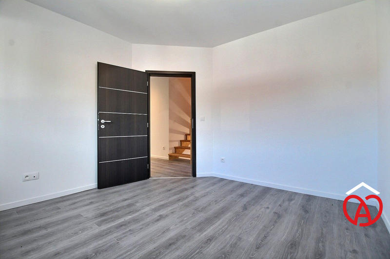 Maison - 106 m² - 5 pièces