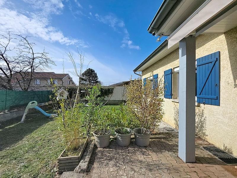 Maison - 92 m² - 4 pièces