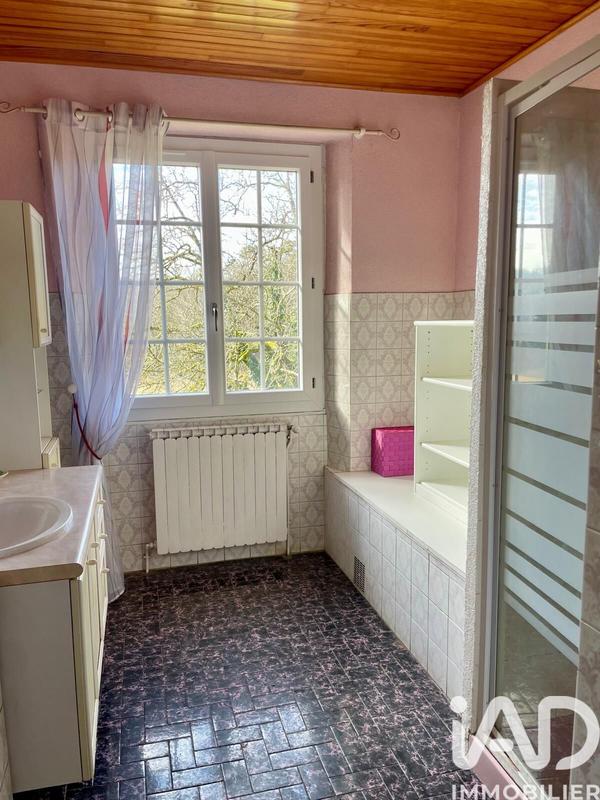 Maison - 195 m² - 5 pièces