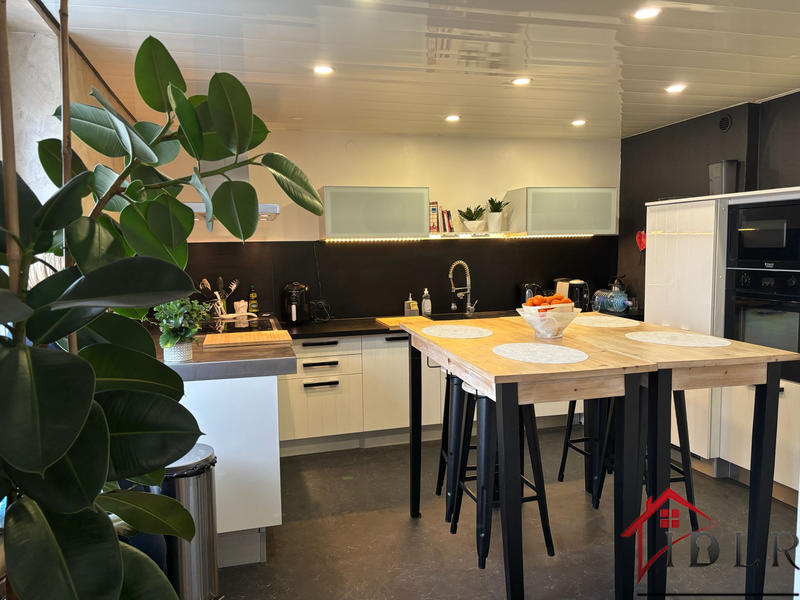 Appartement - 134 m² - 5 pièces