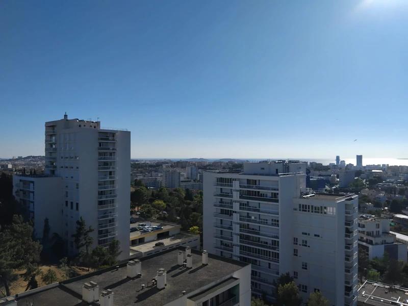 Appartement - 80 m² - 3 pièces