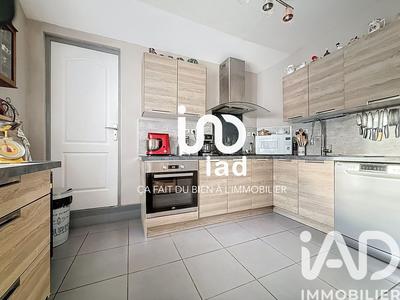 Maison - 98 m² - 4 pièces