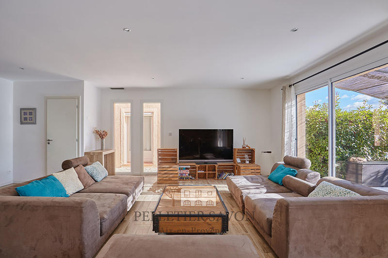 Demeure - 310 m² - 10 pièces