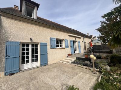 Maison traditionnelle - 171 m² - 7 pièces