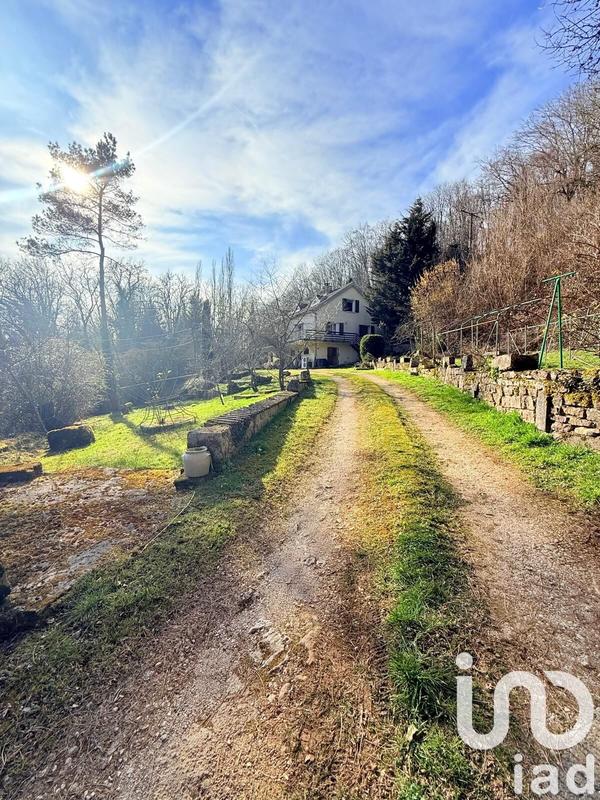 Maison - 191 m² - 6 pièces