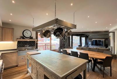 Appartement - 140 m² - 4 pièces