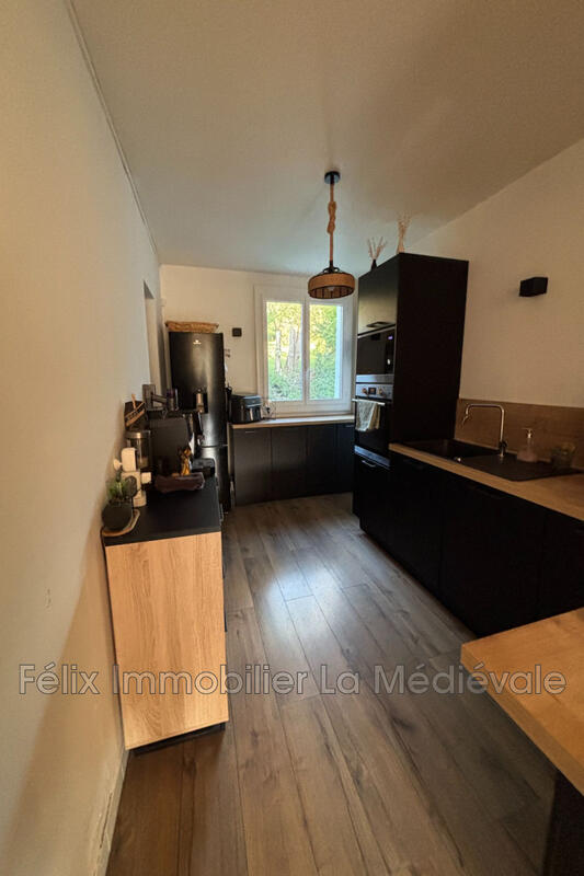 Appartement - 97 m² - 4 pièces