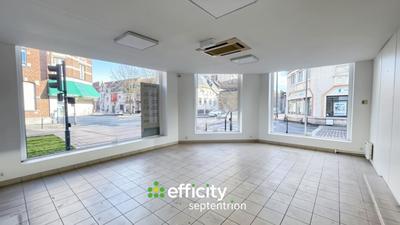 Local commercial - 150 m² - 3 pièces