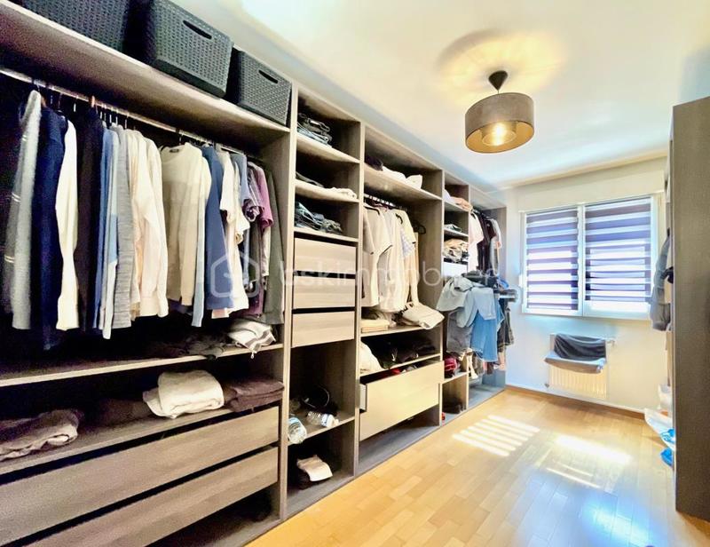 Appartement - 95 m² - 5 pièces