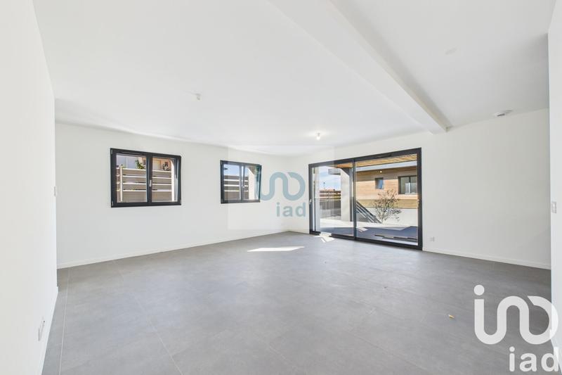 Appartement - 77 m² - 3 pièces