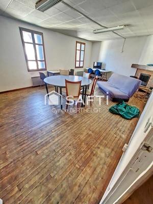 Maison - 150 m² - 8 pièces