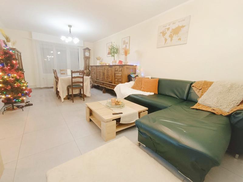 Maison - 81 m² - 5 pièces