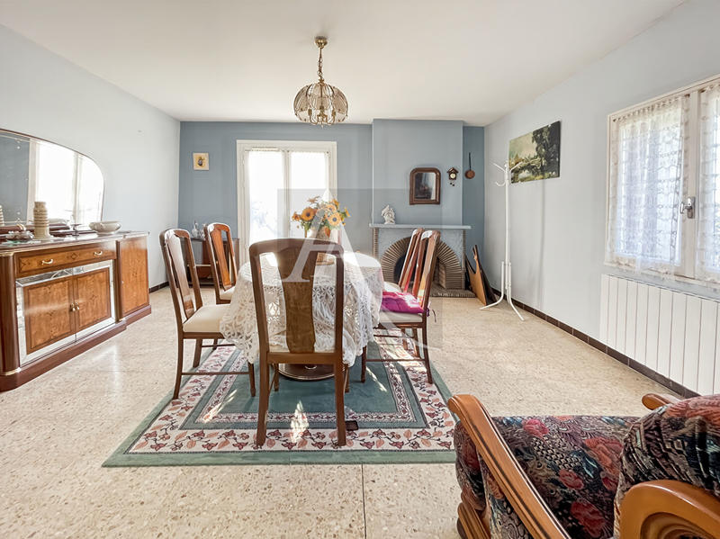 Maison - 143 m² - 6 pièces