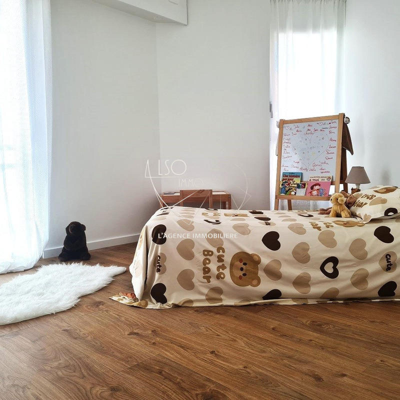 Appartement - 87 m² - 5 pièces