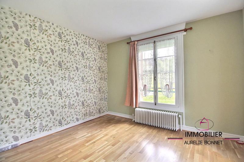 Maison - 275 m² - 14 pièces