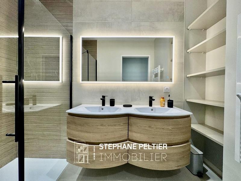 Maison - 105 m² - 4 pièces