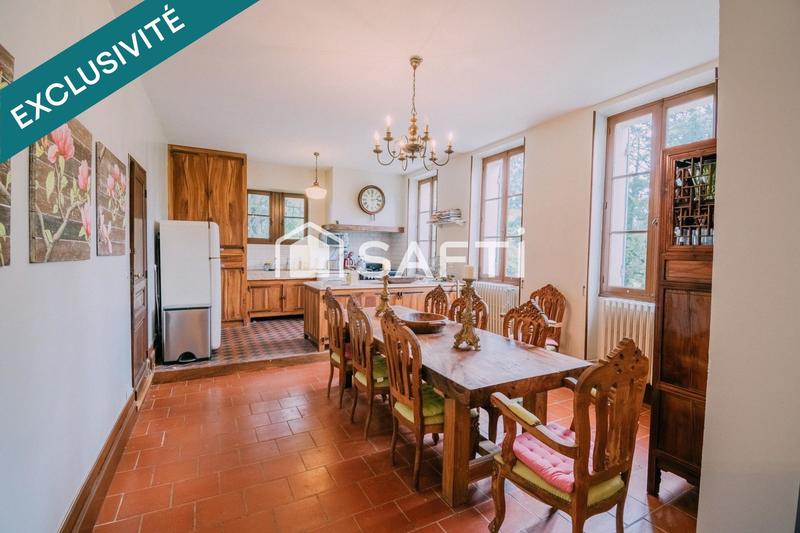 Maison de maîtres - 516 m² - 15 pièces