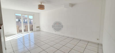 Maison - 82 m² - 5 pièces