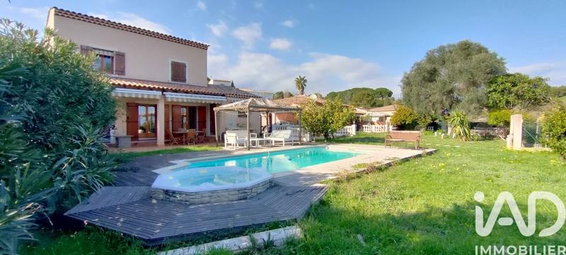 Maison - 131 m² - 6 pièces