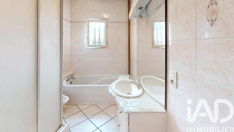 Maison - 85 m² - 4 pièces