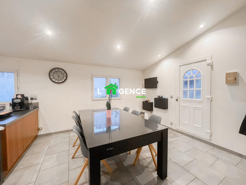 Maison - 83 m² - 4 pièces