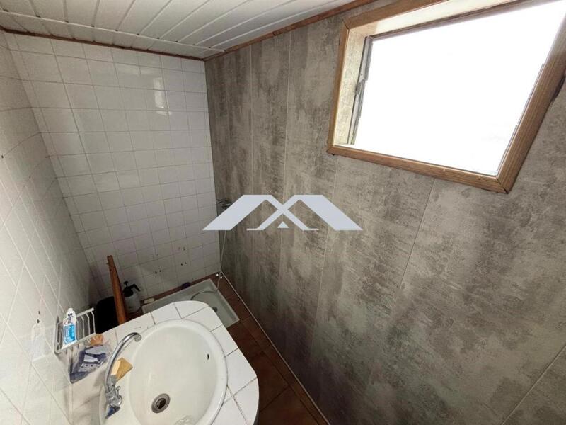 Maison - 209 m² - 6 pièces