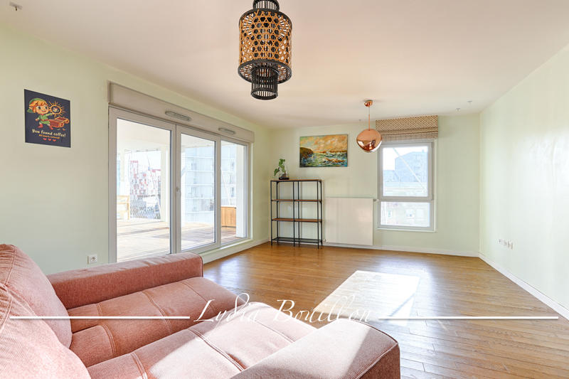 Appartement - 84 m² - 3 pièces