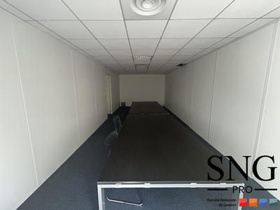 Bureau - 94 m² - 4 pièces