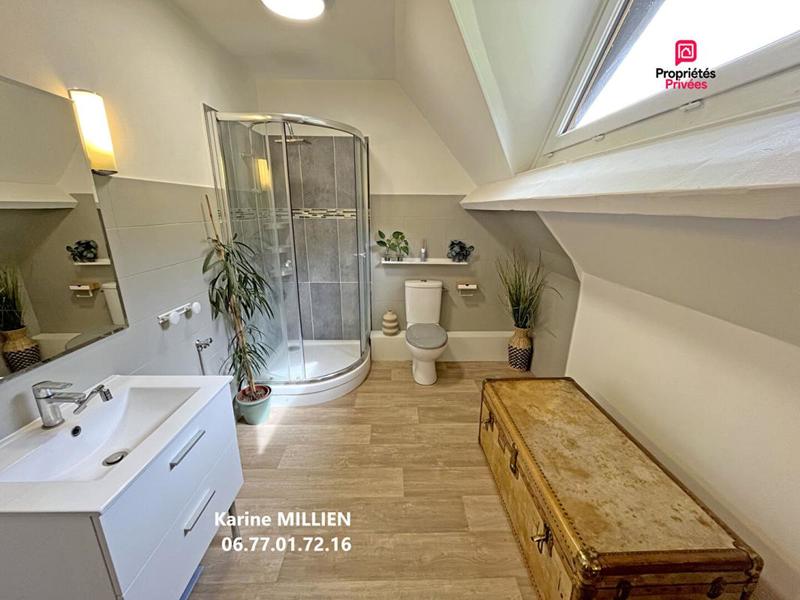 Maison - 182 m² - 7 pièces