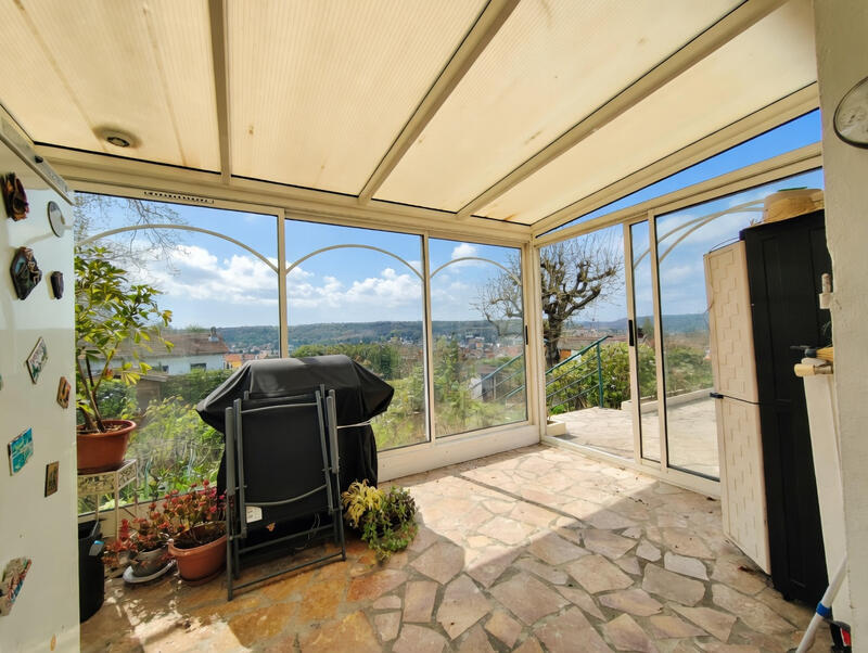 Maison - 134 m² - 7 pièces