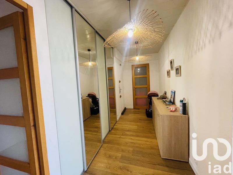 Appartement - 82 m² - 3 pièces