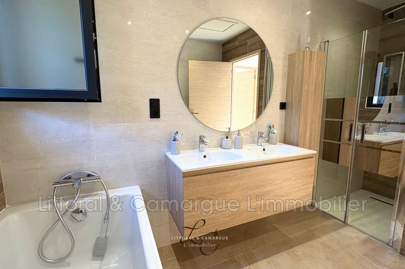 Maison contemporaine - 190 m² - 6 pièces