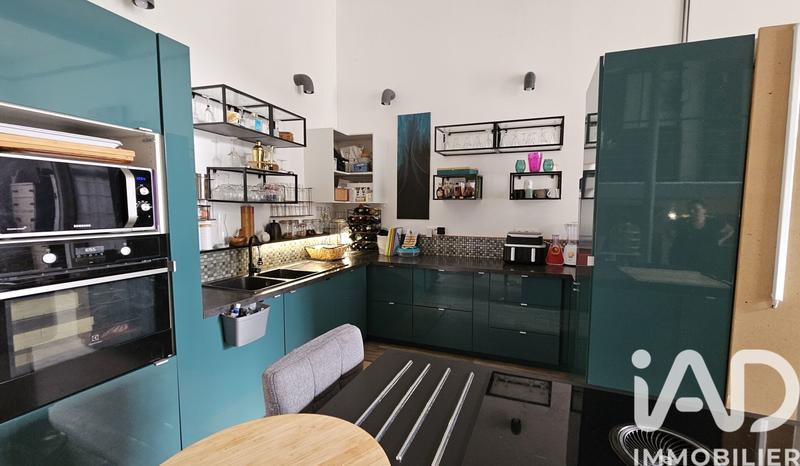 Appartement - 99 m² - 2 pièces