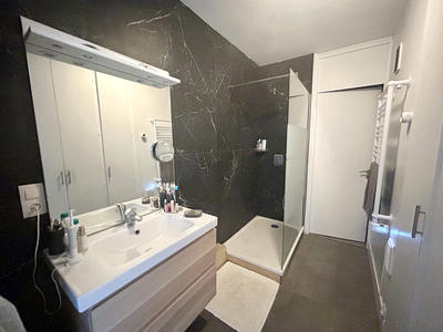 Appartement - 99 m² - 4 pièces