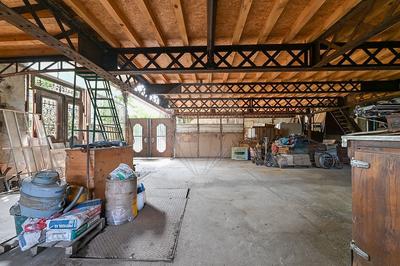 Maison - 540 m² - 6 pièces