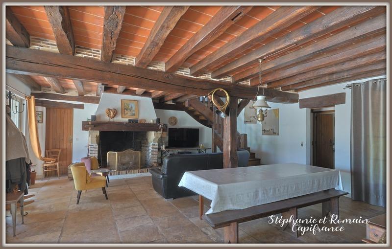 Propriété - 220 m² - 7 pièces