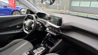 Peugeot 2008 Electrique 136 Ch Allure