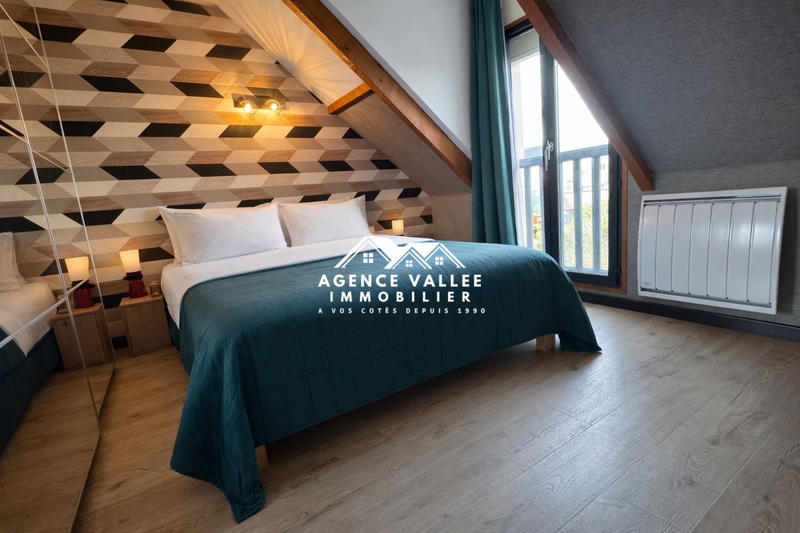 Maison traditionnelle - 148 m² - 7 pièces