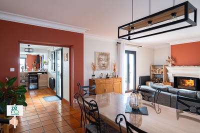 Maison - 211 m² - 8 pièces