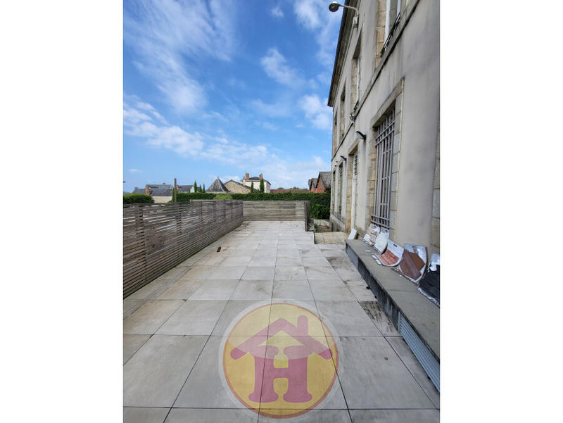 Local commercial - 297 m² - 3 pièces