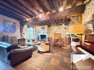 Maison ancienne - 181 m² - 6 pièces