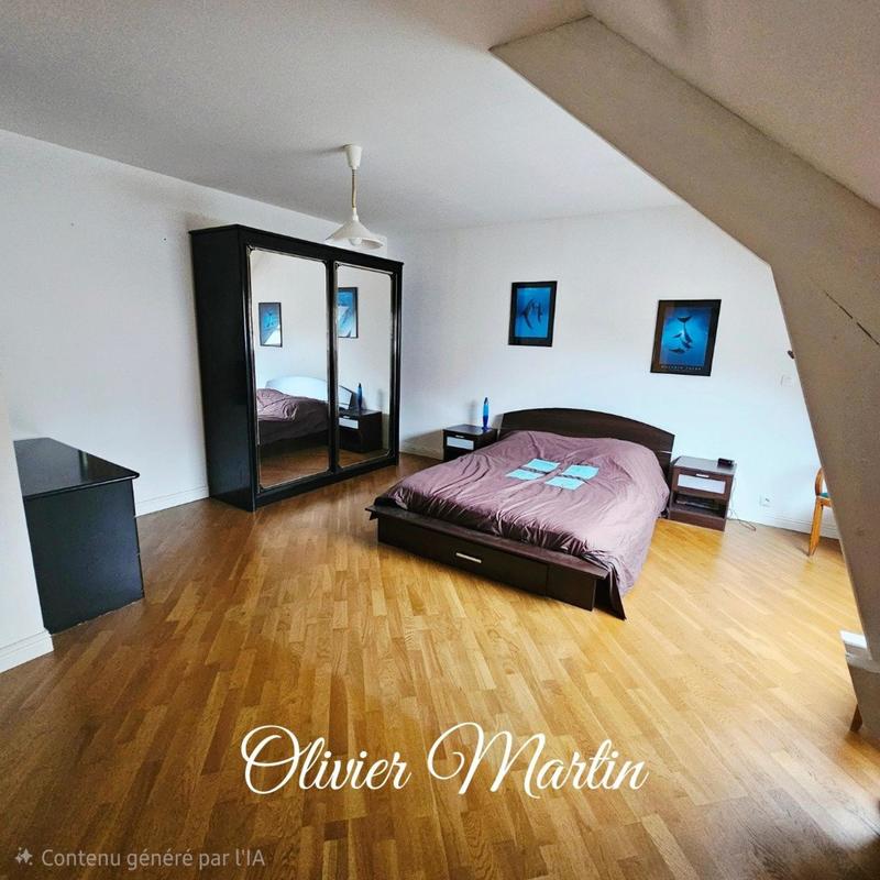 Maison - 258 m² - 11 pièces