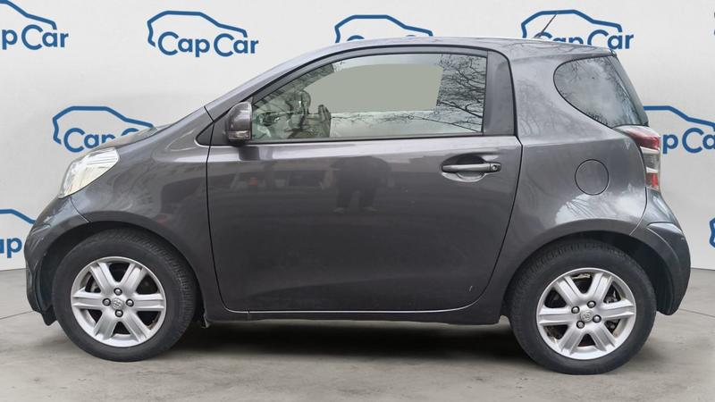 Toyota iQ 1.0 Vvt-i 68 .