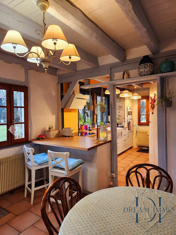 Maison ancienne - 160 m² - 9 pièces