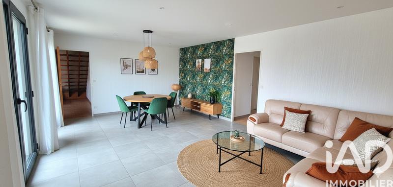 Maison - 98 m² - 5 pièces