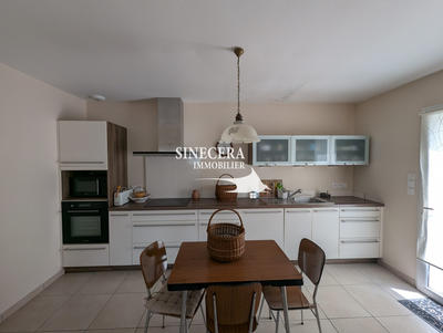 Maison - 88 m² - 3 pièces