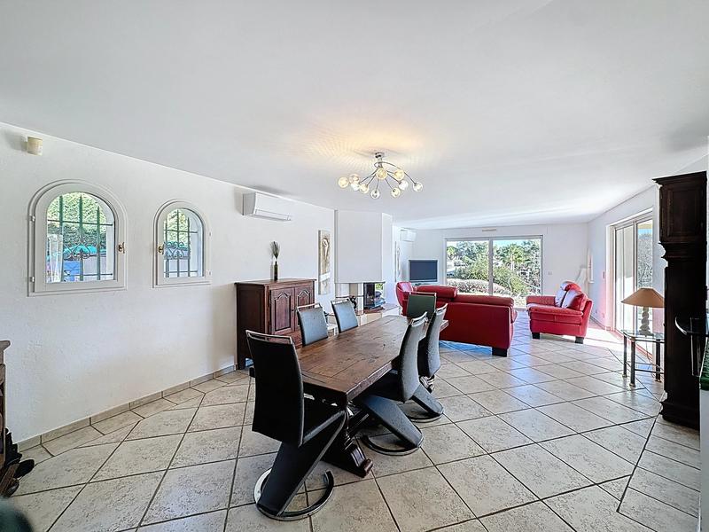 Villa - 170 m² - 5 pièces