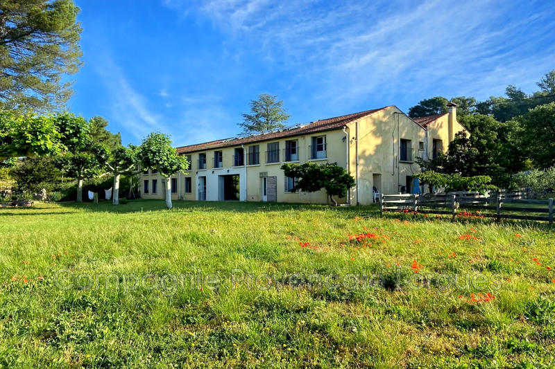 Bastide - 760 m²