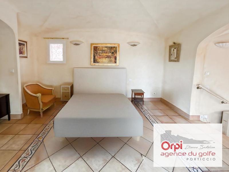 Appartement - 100 m² - 1 pièce