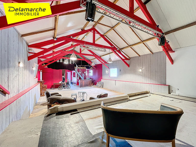 Maison - 130 m² - 1 pièce